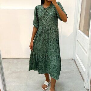 Zara Tiered Floral Midi Dress  Green Black Size Small